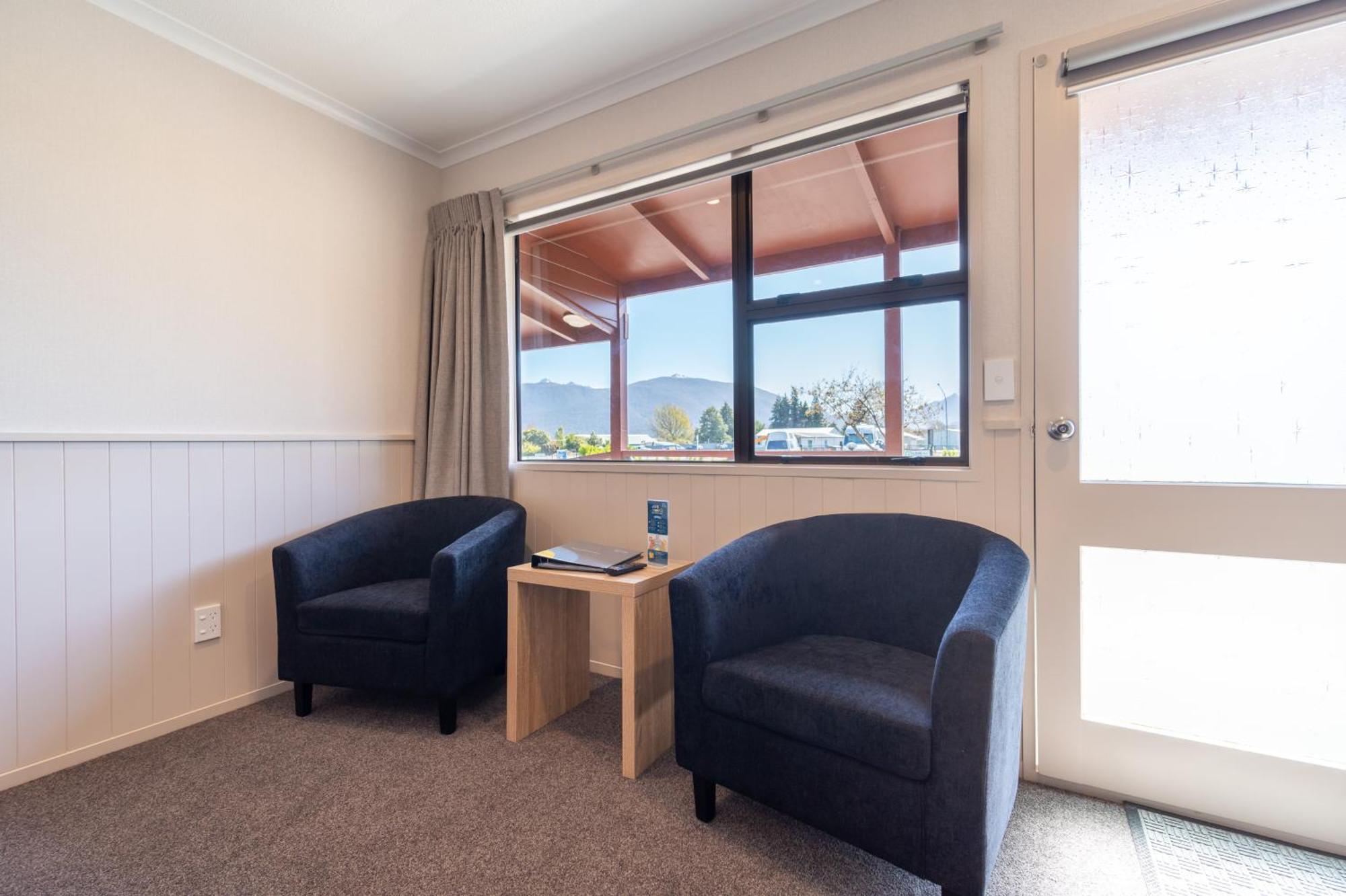 Te Anau Top 10 Holiday Park And Motels Экстерьер фото