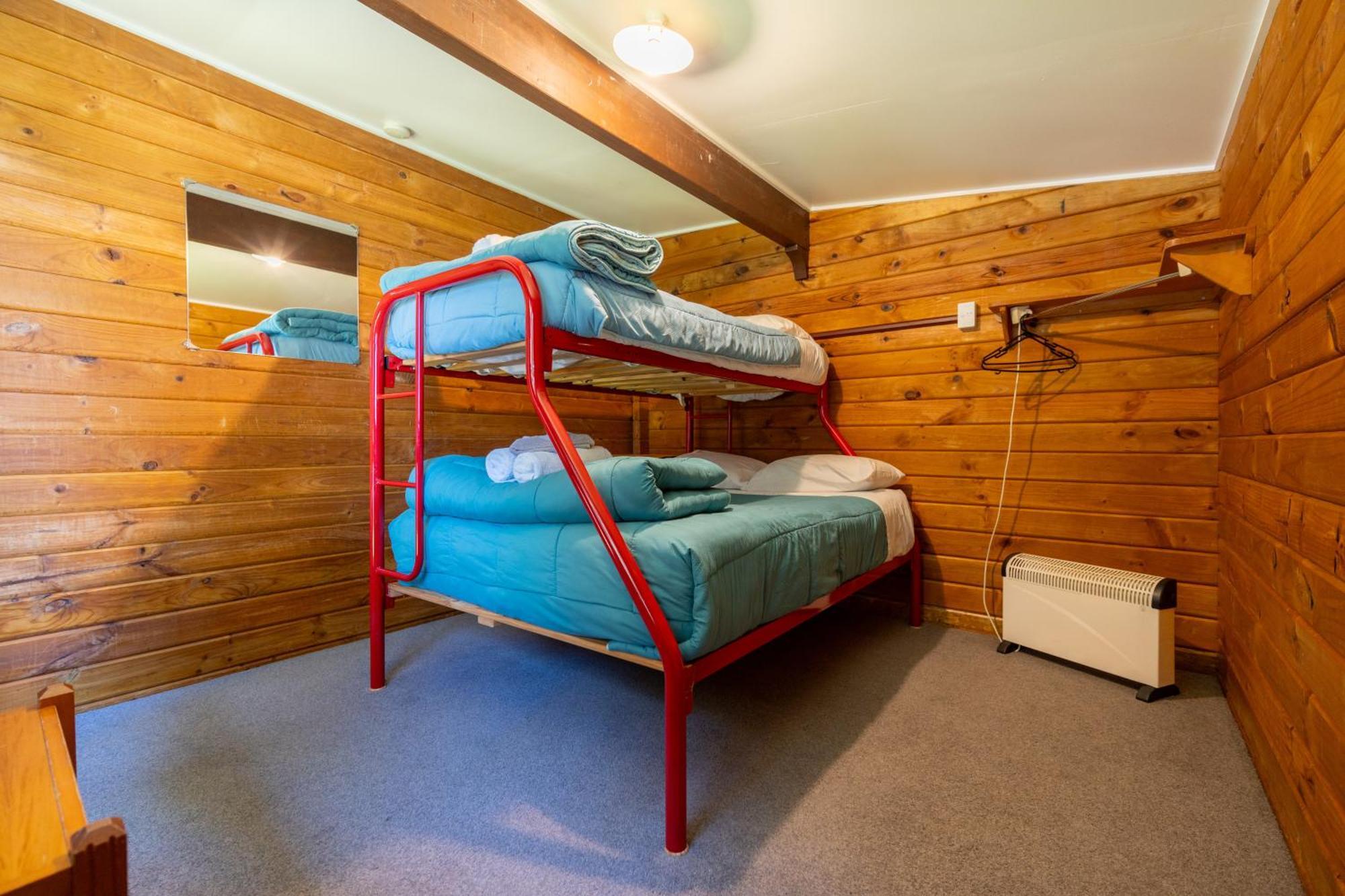 Te Anau Top 10 Holiday Park And Motels Экстерьер фото
