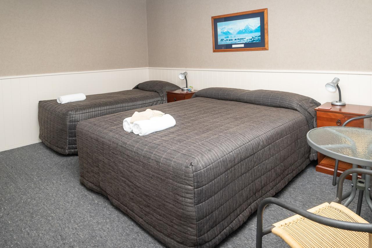 Te Anau Top 10 Holiday Park And Motels Экстерьер фото
